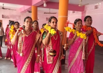 श्री हट्टेश्वर महादेवाला सहस्त्र लक्ष बेलपत्र