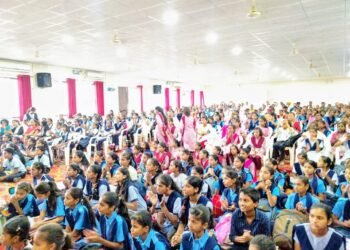 अक्षर आनंद बालवाचक साहित्य संमेलनातून संस्कारांचे सिंचन!