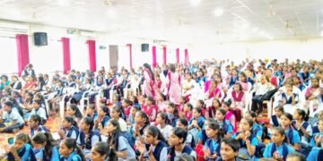 अक्षर आनंद बालवाचक साहित्य संमेलनातून संस्कारांचे सिंचन!