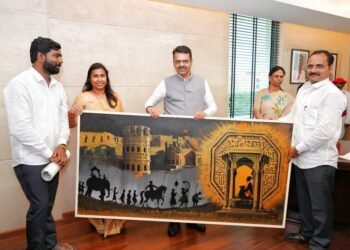 वाघाळ्याच्या कलाकाराचे पेंटिंग मुख्यमंत्र्यांच्या दालनात !