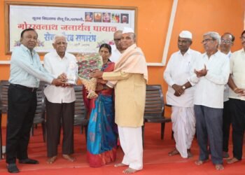 गोरखनाथ घायाळ यांचा सेवागौरव सोहळा
