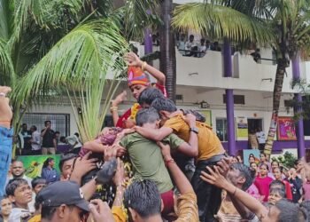 रायरेश्वर विद्यालयात दहीहंडीचा उत्सव