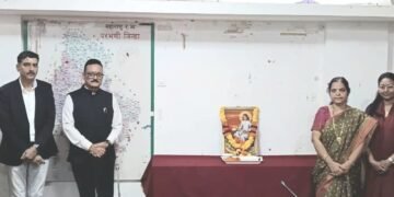 श्री चक्रधर स्वामींच्या जयंतीनिमित्त अभिवादन