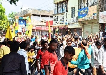 अण्णाभाऊ साठे जयंतीनिमित्त सेलूत जल्लोषात मिरवणुका