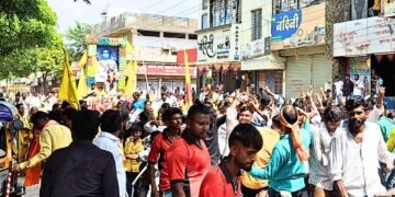 अण्णाभाऊ साठे जयंतीनिमित्त सेलूत जल्लोषात मिरवणुका