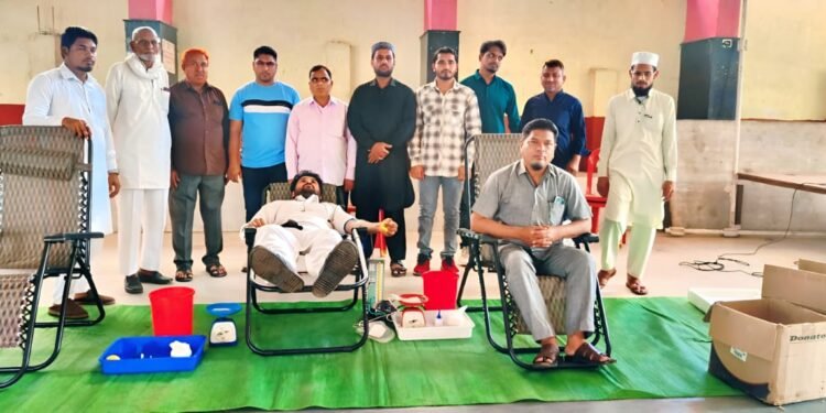 सेलूत ईदनिमित्त १५९ जणांचे रक्तदान