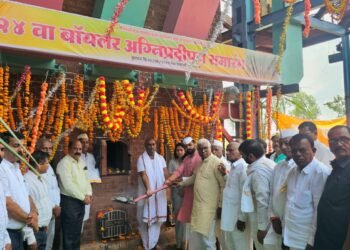 योगेश्वरी शुगर्सचा गळीत हंगाम सुरू