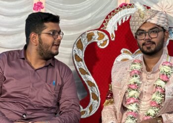 मुलगी पाहण्यासाठी गेले अन्‌ ..!