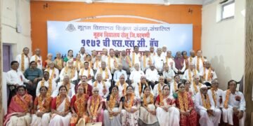 साद मैत्रीची : अर्ध्या शतकाने जमला वर्गमित्रांचा मेळा