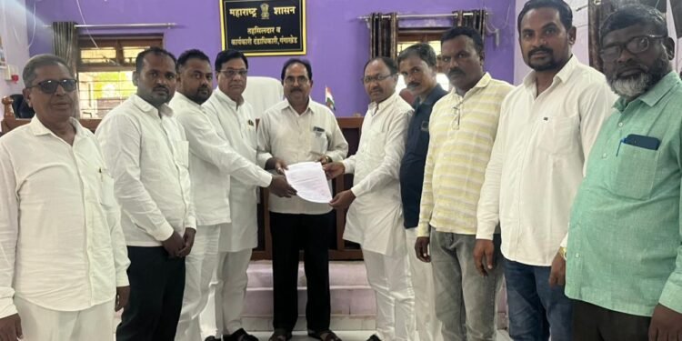 शेतकऱ्यांसह पूरग्रस्तांना आर्थिक मदतीची मागणी