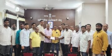 पिकविम्यापासून वंचित शेतकऱ्यांचा आक्रोश