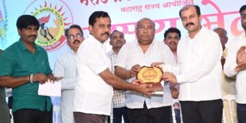 अशोक काकडे यांना मराठवाडा भूषण पुरस्कार
