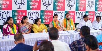 सर्वच शेतकऱ्यांना भरीव आर्थिक मदत