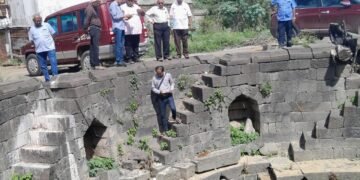 वालूरच्या बारव पुनरुज्जीवनाला गती