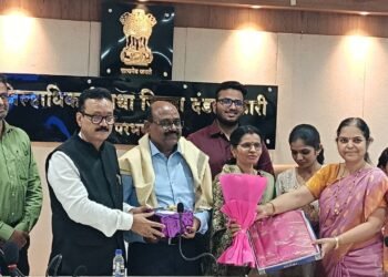 लेखाधिकारी वैजनाथ जाधव यांचा सेवागौरव