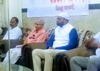 शासनाने तत्काळ शेतकर्‍यांना मदत द्यावी - ॲड. प्रकाश आंबेडकर