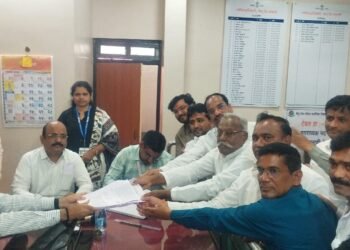 सेलू नगराध्यक्षपदासाठी आत्माराम साळवे यांची उमेदवारी दाखल