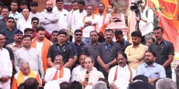 दगाबाज सरकारचा पंचनामा करा