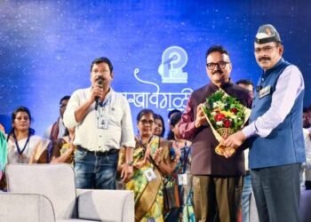 ‘मुलखावेगळी माणसं’ ठरली प्रेरक