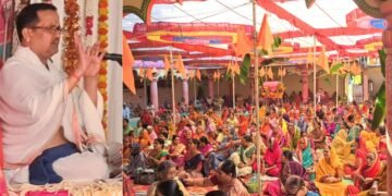 सौंदर्य देहात नव्हे; देवात आहे