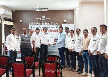 शाळा बंद आंदोलन : राष्ट्रवादी शिक्षक सेलचे निवेदन