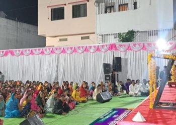 अध्यात्मिकतेला सामाजिक कार्याची जोड हवी