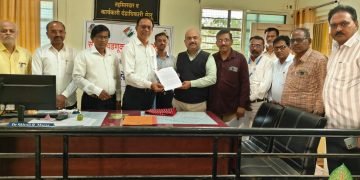 शिक्षकांना बीएलओ कामातून मुक्त करा