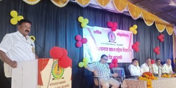 व्यक्तिमत्व विकासासाठी स्पर्धा आवश्यक