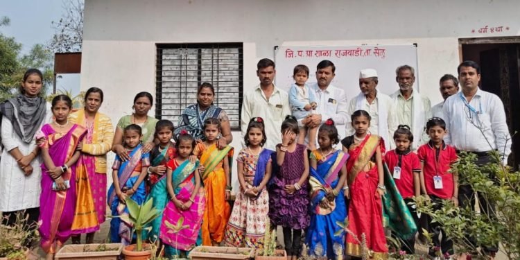 राजवाडी येथे बालिका दिन उत्साहात