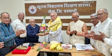 डॉ.सत्यनारायण लोया यांना जीवनगौरव पुरस्कार