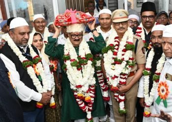 संदल शरीफने सय्यद शाह तुराबुल हक साहेब यांच्या उरूसास प्रारंभ
