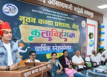 शाळेशी नाळ कायम ठेवा : चैतन्य सरदेशपांडे