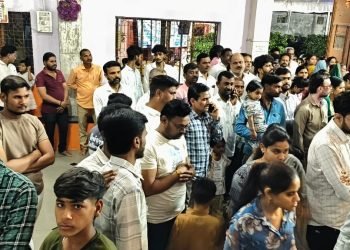 श्रीशंकरलिंग भगवंताच्या दर्शनासाठी अलोट गर्दी
