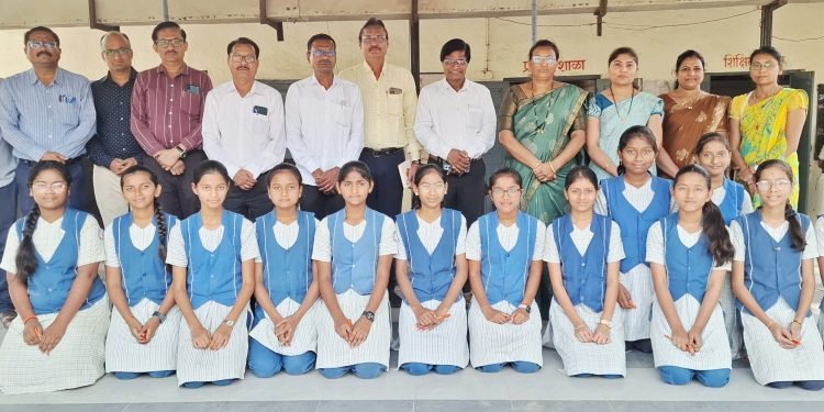 नूतन कन्या प्रशालेच्या २७ विद्यार्थिनींचे एनएमएमएस परीक्षेत यश