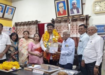 राजकुमार सागर यांची नूतन विद्यालयास स्नेहभेट