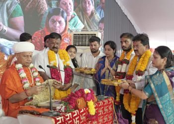 मनातील आनंदाचा झरा वाहता ठेवा