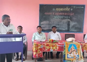 मुलांचे कल आणि बुद्धिमत्ता ओळखूनच करिअर निवडा