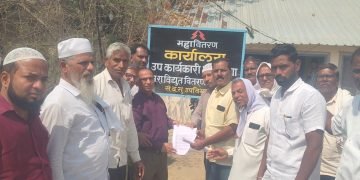 स्मार्ट मीटरसाठी कंत्राटदारांचा दबाव