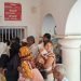 सेलूच्या पोस्टामध्ये नियोजनाचा बोजवारा; मनमानी कारभारामुळे ग्राहक संतप्त