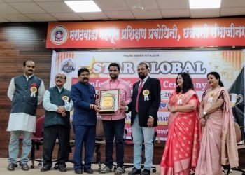 विठ्ठल अनमुलवाड यांना ‘ग्लोबल स्टार टीचर अवॉर्ड’