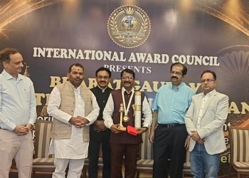 डॉ.शिवाजी शिंदे यांना ‘भारत गौरव प्रतिभा रत्न’ पुरस्कार