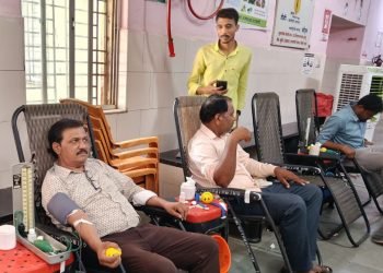 सेलू येथे ५१ जणांचे रक्तदान