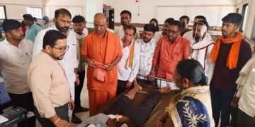 आ.डॉ.पाटील यांनी जखमींच्या कुटुंबियांना दिला धीर