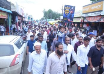 पाथरीत युवक काँग्रेसचा धडक मोर्चा