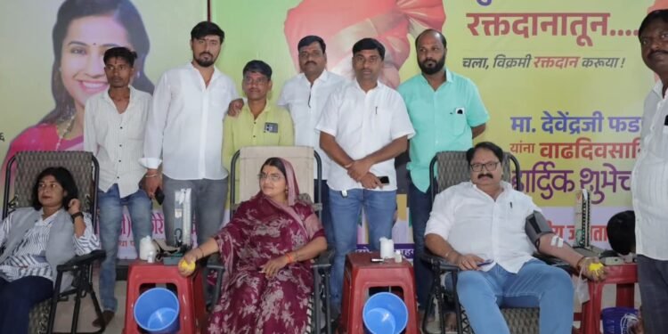सेलूमध्ये १०१ जणांचे रक्तदान