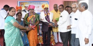 सेवागौरवानिमित्त शाळेसाठी ५० हजारांची देणगी