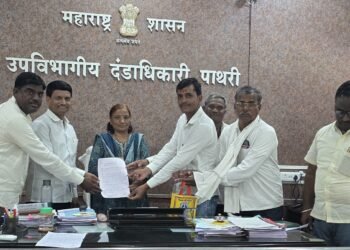 जायकवाडीच्या डाव्या कालव्यातून तातडीने पाणी सोडा