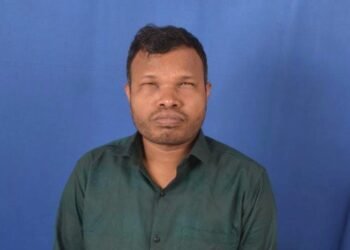जिद्दीला सलाम ! IDBI BANK : ७५ टक्के दृष्टीहीन दिनेश फुके यांची ‘असिस्टंट मॅनेजर’पदी भरारी