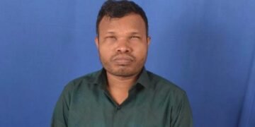जिद्दीला सलाम ! IDBI BANK : ७५ टक्के दृष्टीहीन दिनेश फुके यांची ‘असिस्टंट मॅनेजर’पदी भरारी