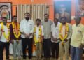 महावितरणचे कर्मचारी वीज कर्मचारी अधिकारी सेनेत प्रवेश